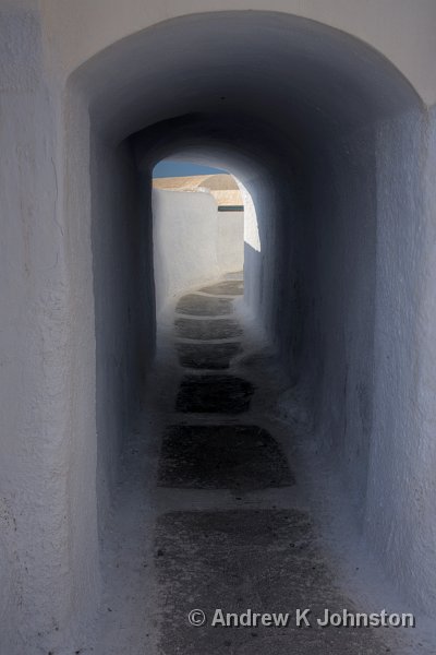 1009_40D_9393-5 HDR.jpg - A passageway in Pyrgos. This is an HDR composition from three originals.